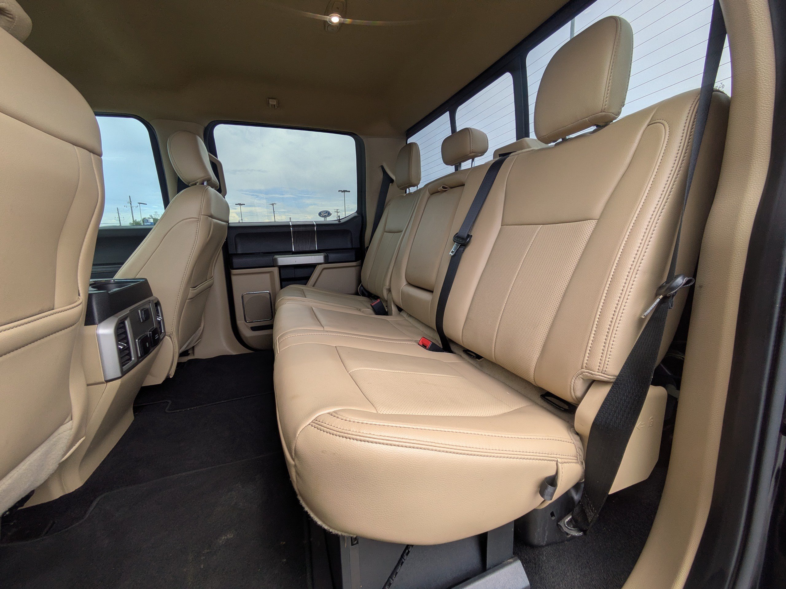 Used 2020 Ford F250 Lariat w/ Tremor Off-Road Package AWD/4WD image 14