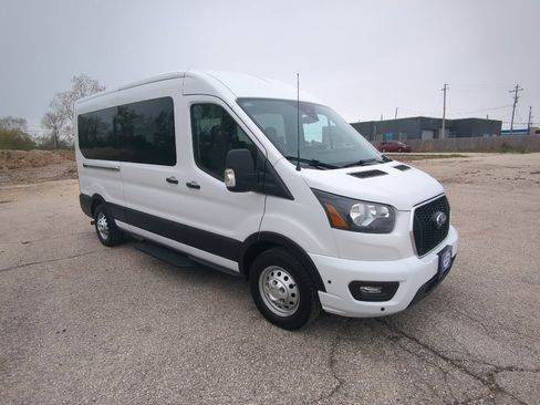 Used 2025 Ford Transit 350 XLT AWD/4WD image 13
