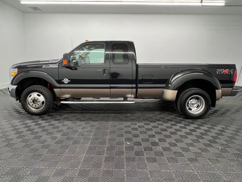 Used 2011 Ford F350 Lariat w/ Lariat Interior Pkg AWD/4WD image 2