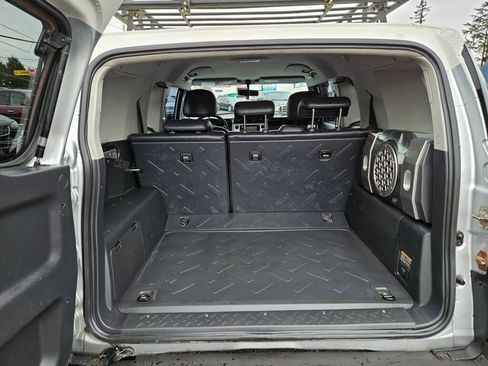 Used 2007 Toyota FJ Cruiser 4WD image 10