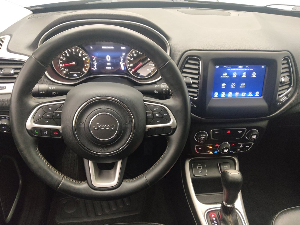 Used 2018 Jeep Compass Latitude w/ Popular Equipment Group FWD image 22