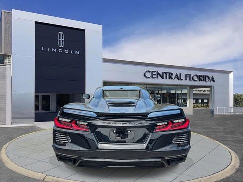 Used 2024 Chevrolet Corvette Stingray Premium Conv w/ Z51 Performance Package image 4