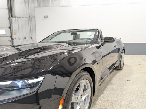 Used 2024 Chevrolet Camaro LT image 7