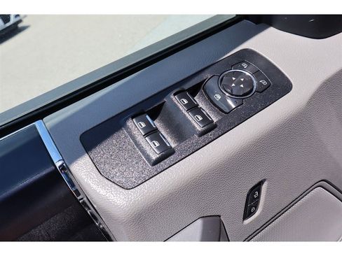 Used 2020 Ford F150 XLT AWD/4WD image 31