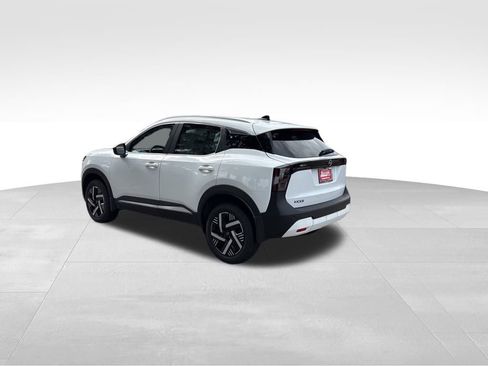 New 2026 Nissan Kicks SV image 2