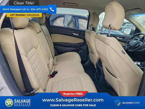 Used 2019 Ford Edge SE image 15