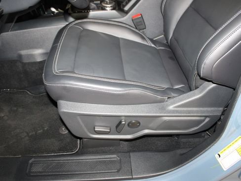 Used 2025 Ford Bronco Outer Banks AWD/4WD image 19