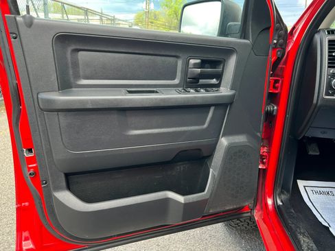 Used 2016 RAM 1500 Express AWD/4WD image 11