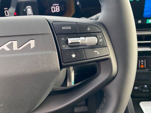 New 2026 Kia Sportage EX image 15