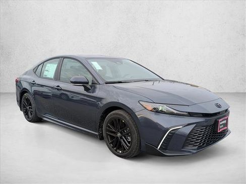 New 2026 Toyota Camry SE image 7