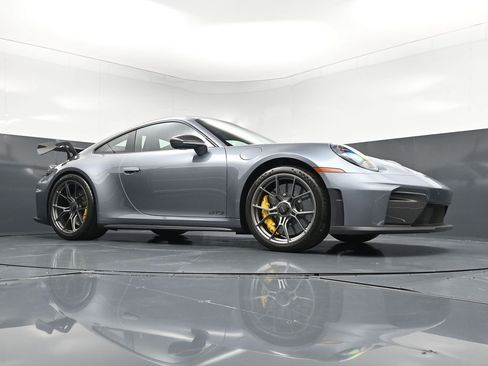 Certified 2026 Porsche 911 GT3 w/ Weissach Package RWD image 26