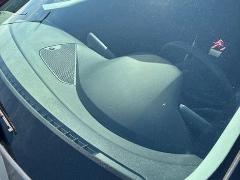 Used 2021 Hyundai Elantra SE FWD image 5