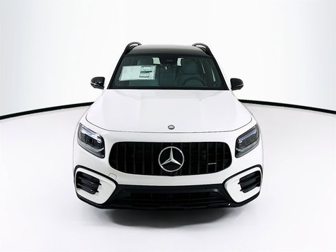 New 2026 Mercedes-Benz GLB 35 AMG 4MATIC image 2