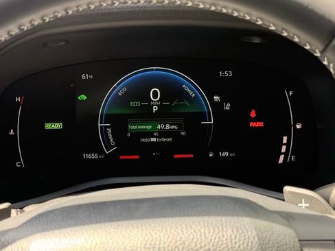 Used 2025 Toyota Camry SE image 12