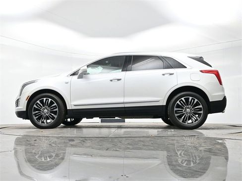 Used 2017 Cadillac XT5 Premium Luxury w/ LPO, Wheel Lock Package image 29