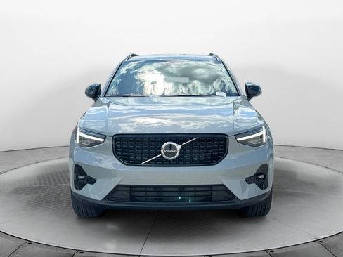New 2026 Volvo XC40 B5 Ultra w/ Protection Package Premier AWD/4WD image 2
