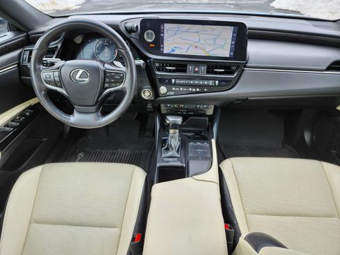 Used 2022 Lexus ES 250 w/ Premium Package image 14