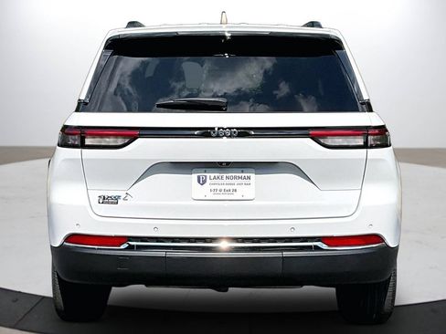 Used 2023 Jeep Grand Cherokee 4WD 4xe w/ Luxury Tech Group II image 8