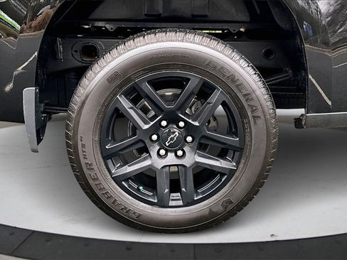 Used 2024 Chevrolet Silverado 1500 Custom image 33