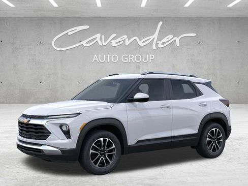 New 2026 Chevrolet TrailBlazer LT w/ Convenience Package image 2