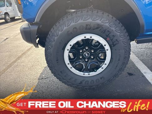 New 2025 Ford Bronco Badlands w/ Sasquatch Package image 9