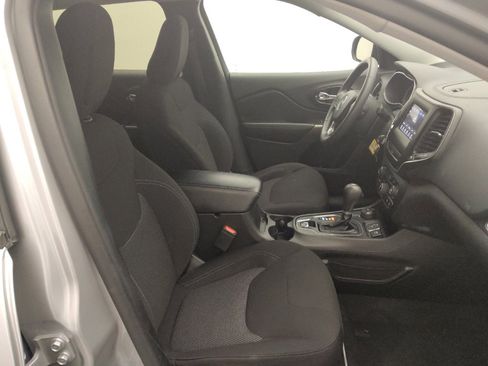 Used 2020 Jeep Cherokee Latitude image 21