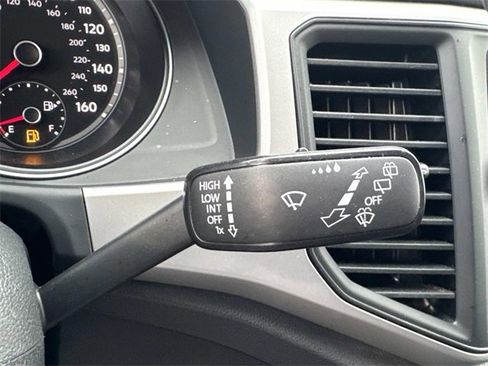 Certified 2021 Volkswagen Atlas SE w/ Panoramic Sunroof Package image 23