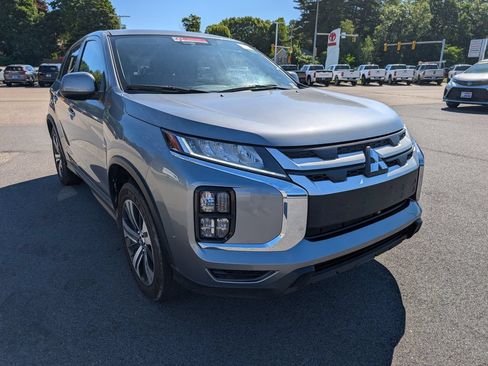 Used 2025 Mitsubishi Outlander Sport AWD image 8