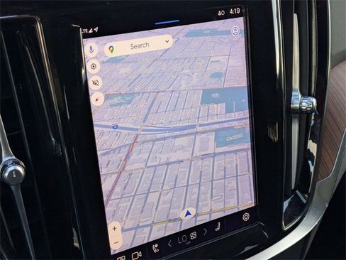 Used 2023 Volvo V60 B5 Cross Country Plus w/ Climate Package image 22