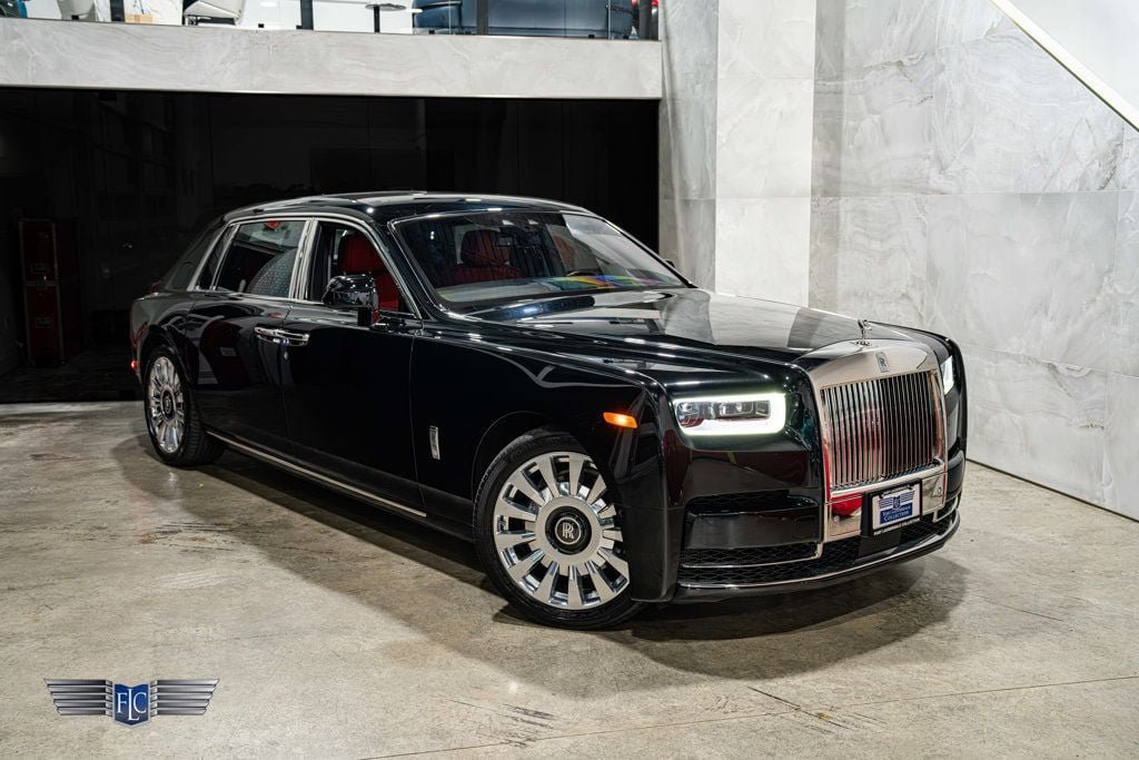 Used 2020 Rolls-Royce Phantom Extended Wheelbase RWD image 13