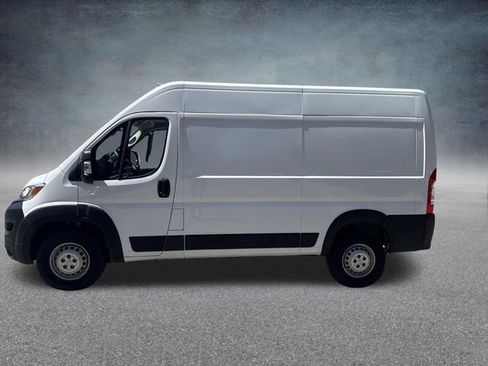 Used 2025 RAM ProMaster 2500 w/ Convenience Group FWD image 12