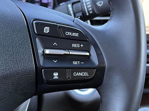 Used 2020 Hyundai Elantra Limited w/ Ultimate Package 03 image 26