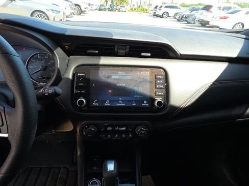 Used 2024 Nissan Kicks SR w/ SR Premium Package FWD image 17