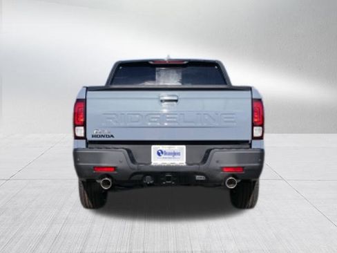 New 2026 Honda Ridgeline Black Edition image 4