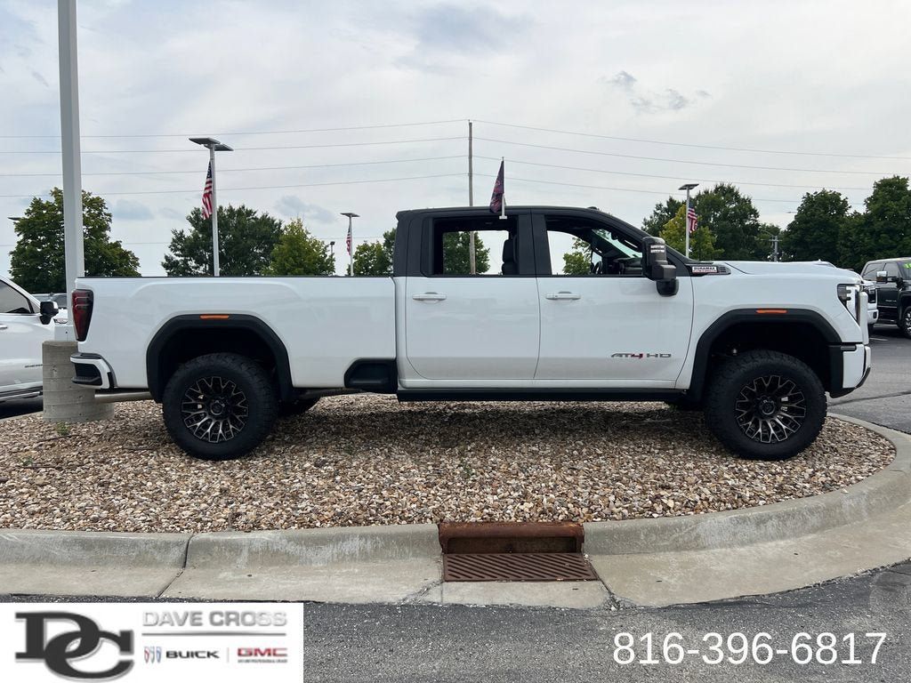 New 2026 GMC Sierra 2500 AT4 w/ AT4 Premium Plus Package AWD/4WD image 5
