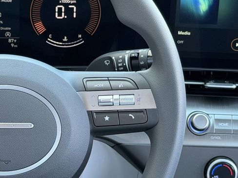 New 2026 Hyundai Kona SE image 13