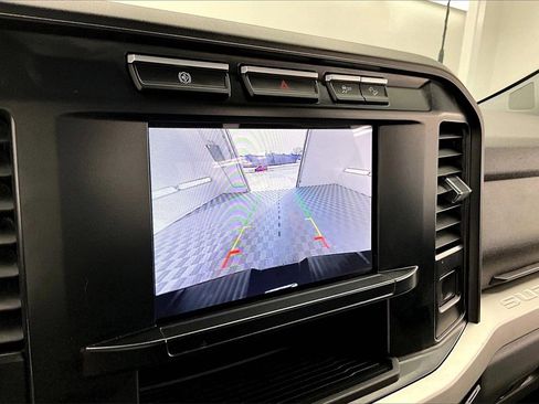 Used 2024 Ford F250 XLT w/ FX4 Off-Road Package image 22