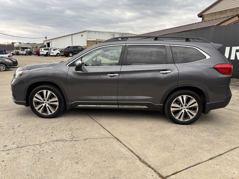 Used 2019 Subaru Ascent Touring w/ Popular Package #2 image 4