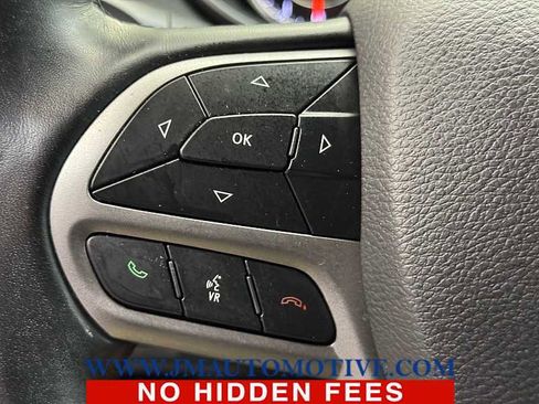 Used 2020 Jeep Cherokee Limited image 42