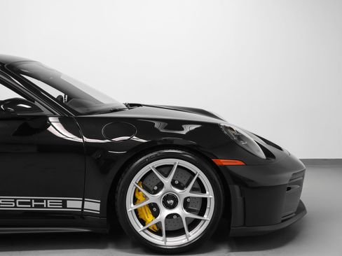 Certified 2026 Porsche 911 GT3 RWD image 18