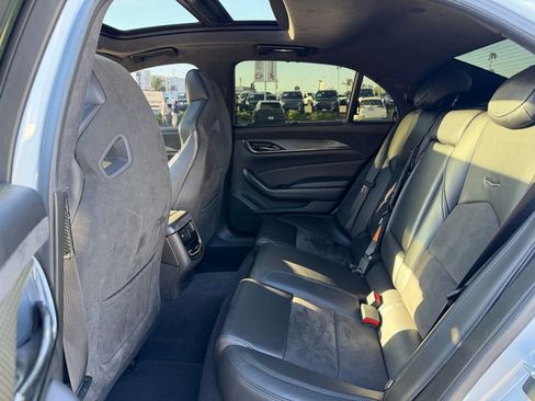 Used 2018 Cadillac CTS V w/ Carbon Fiber Package image 4