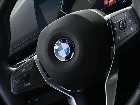 Used 2025 BMW X1 xDrive28i AWD/4WD image 26