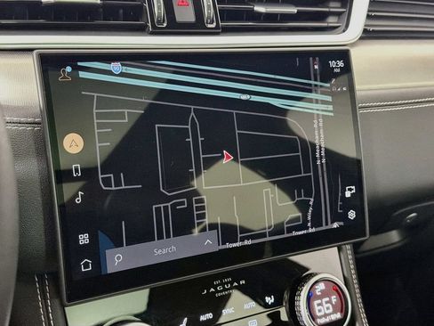 Certified 2025 Jaguar F-PACE R-Dynamic S AWD/4WD image 13