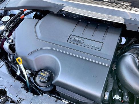 New 2026 Land Rover Range Rover Evoque Hoxton AWD/4WD image 18
