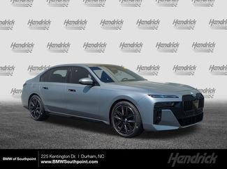 Used 2023 BMW 760i xDrive AWD/4WD video 1