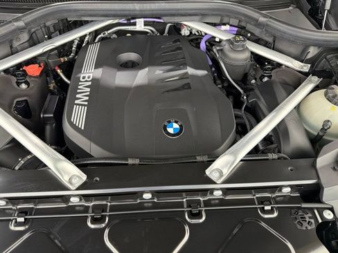 Used 2026 BMW X7 xDrive40i w/ Executive Package AWD/4WD image 47