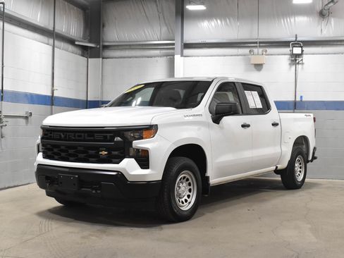 Used 2022 Chevrolet Silverado 1500 W/T w/ WT Fleet Convenience Package AWD/4WD image 2