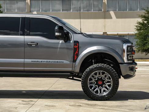 Used 2024 Ford F250 Lariat w/ Lariat Ultimate Package AWD/4WD image 23
