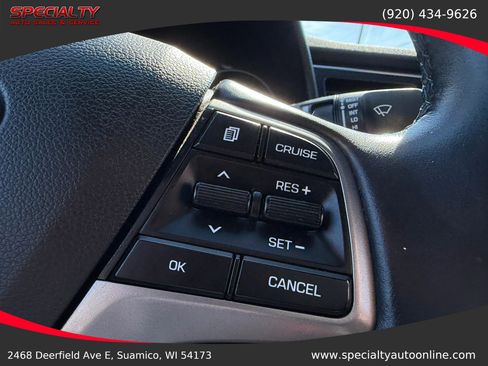 Used 2017 Hyundai Elantra Value Edition FWD image 15