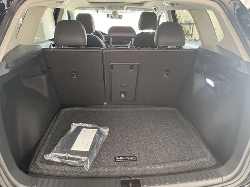 New 2026 Volkswagen Taos SE image 30